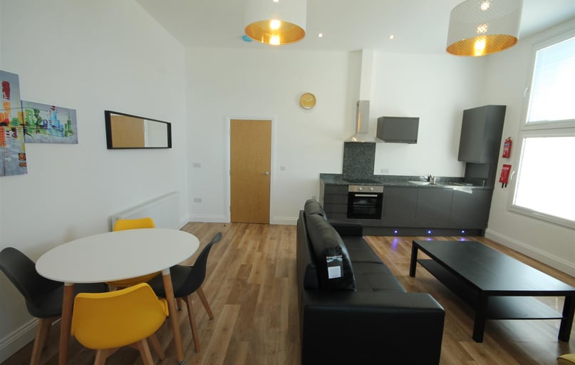 Osborne Terrace, Sandyford, Newcastle - Image 1